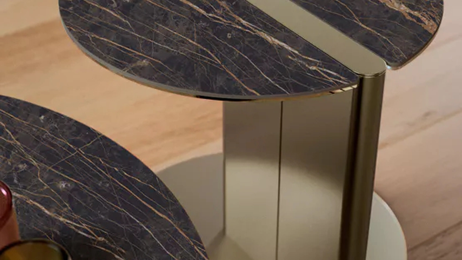 Tavolino in SuperMarmo Bolt di Bontempi
