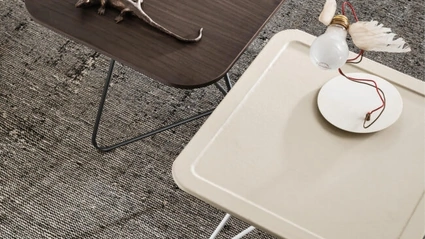 Tavolino Capitol con piano in essenza o ecopelle di Maronese