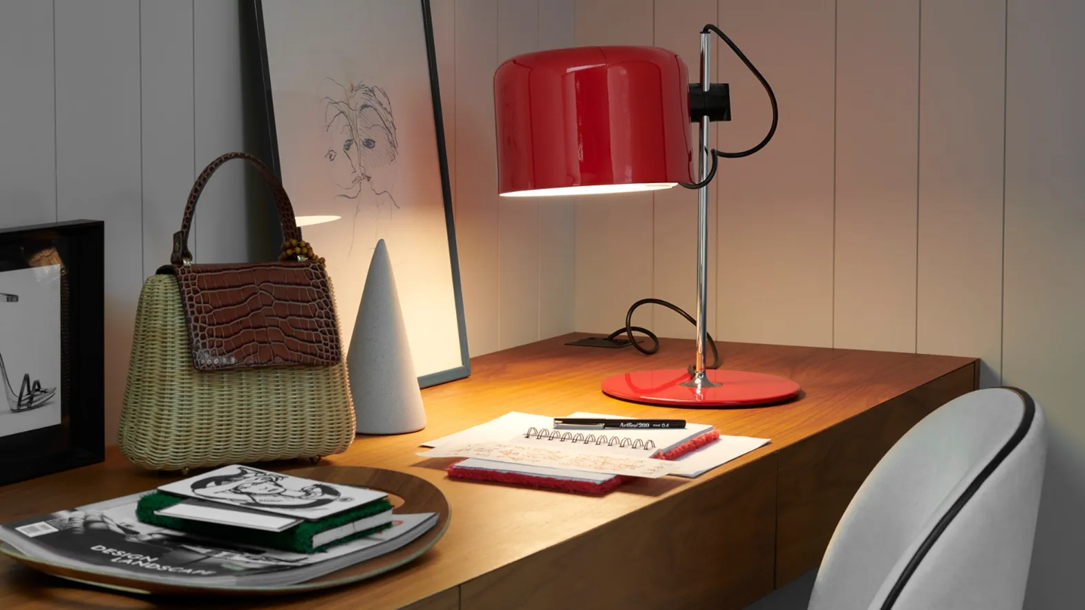 Lampada da tavolo Coupé di Oluce