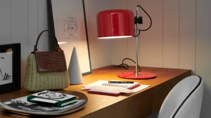Lampada da tavolo Coupé di Oluce