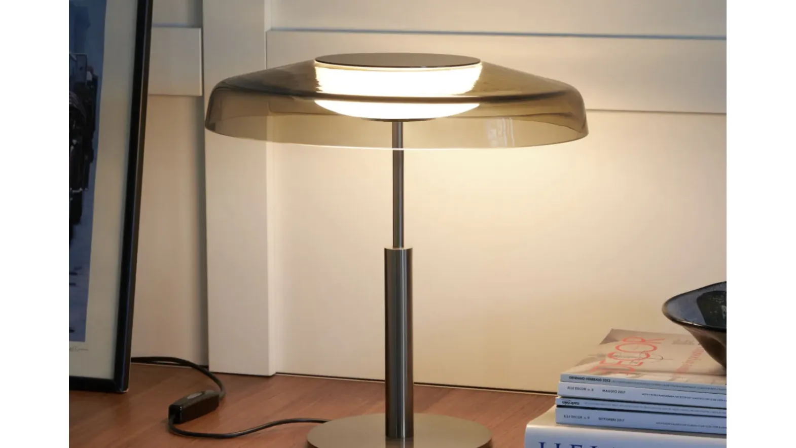 Lampada da tavolo Dora in vetro e metallo di Oluce