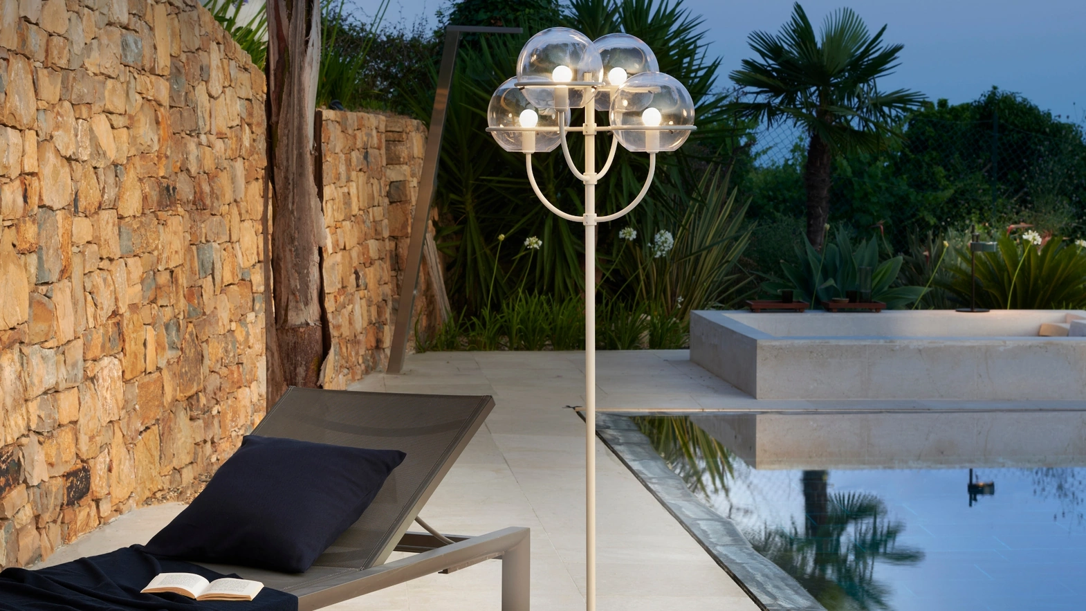 Lampada Lyndon Outdoor di Oluce