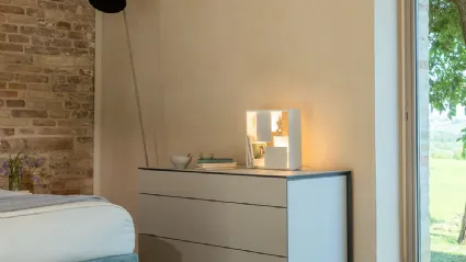 Comò in laccato opaco Juta di Flou