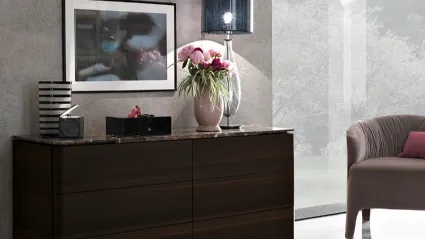 Comò in essenza di Rovere con top in marmo Lindo di Misuraemme