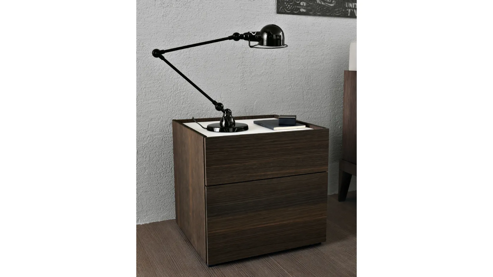 Comodino Cube con top in vetro di Misuraemme