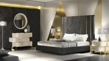 Letto con testiera imponente arricchita da scanalature dorate Duse di Adriatica