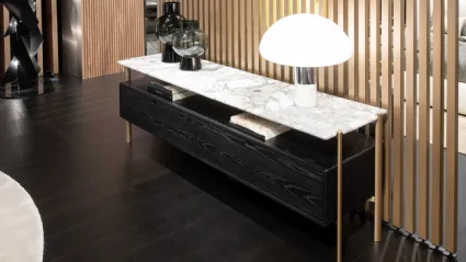 Madia in essenza rovere nero con top in marmo Eros di Misuraemme