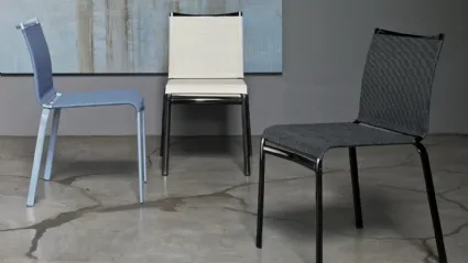 Sedia Net con struttura in acciaio rivestita in Texplast di Bontempi