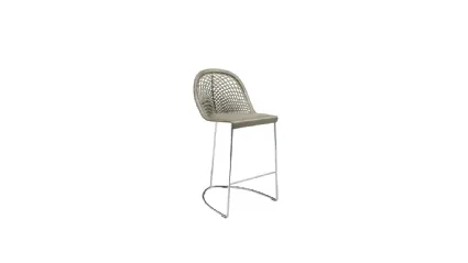 Sgabello Guapa in cuoio intrecciato di Midj