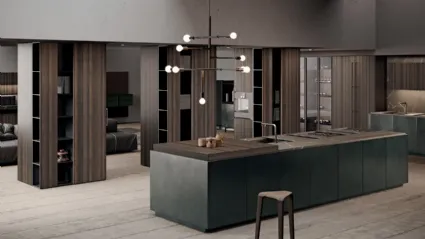 Cucina Design con isola in laccato effetto metallico e bilaminato effetto legno con top in gres Scava di Binova