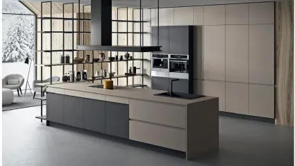 Cucina Moderna con isola Line 01 in laccato opaco di Astra