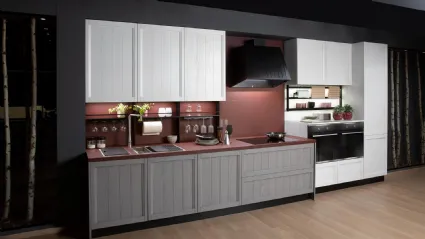 Cucina lineare su misura Saona in Frassino finitura Bianco e Ardesia di Evo Cucine